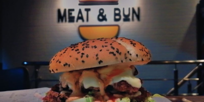 Meat & Bun